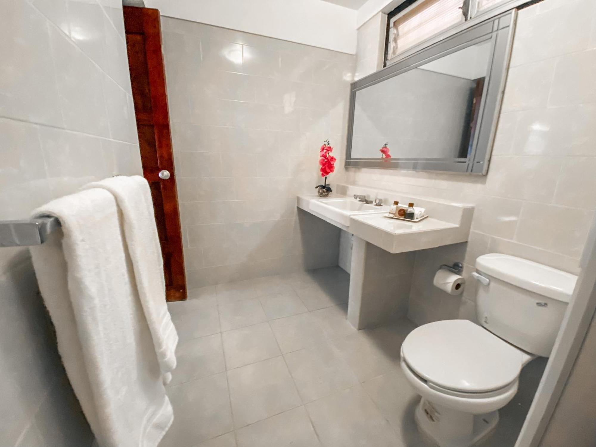 Hotel Toca Madera Chapala
