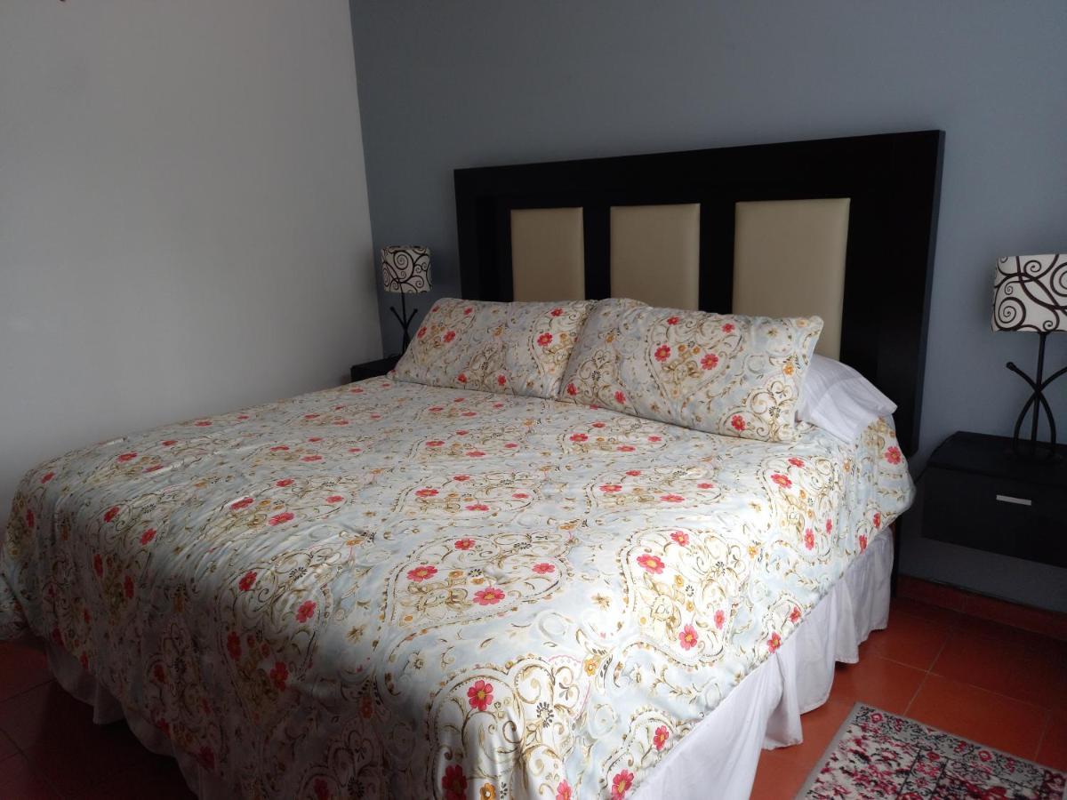 Hotel Toca Madera Chapala